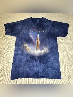 Mountain Artemis Shirt astronaut 
Space Blue Tie Dye